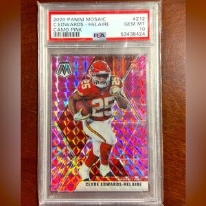 2020 Panini Mosaic - Rookies #212 Clyde Edwards-Helaire (RC) Camo Pink RC PSA 10